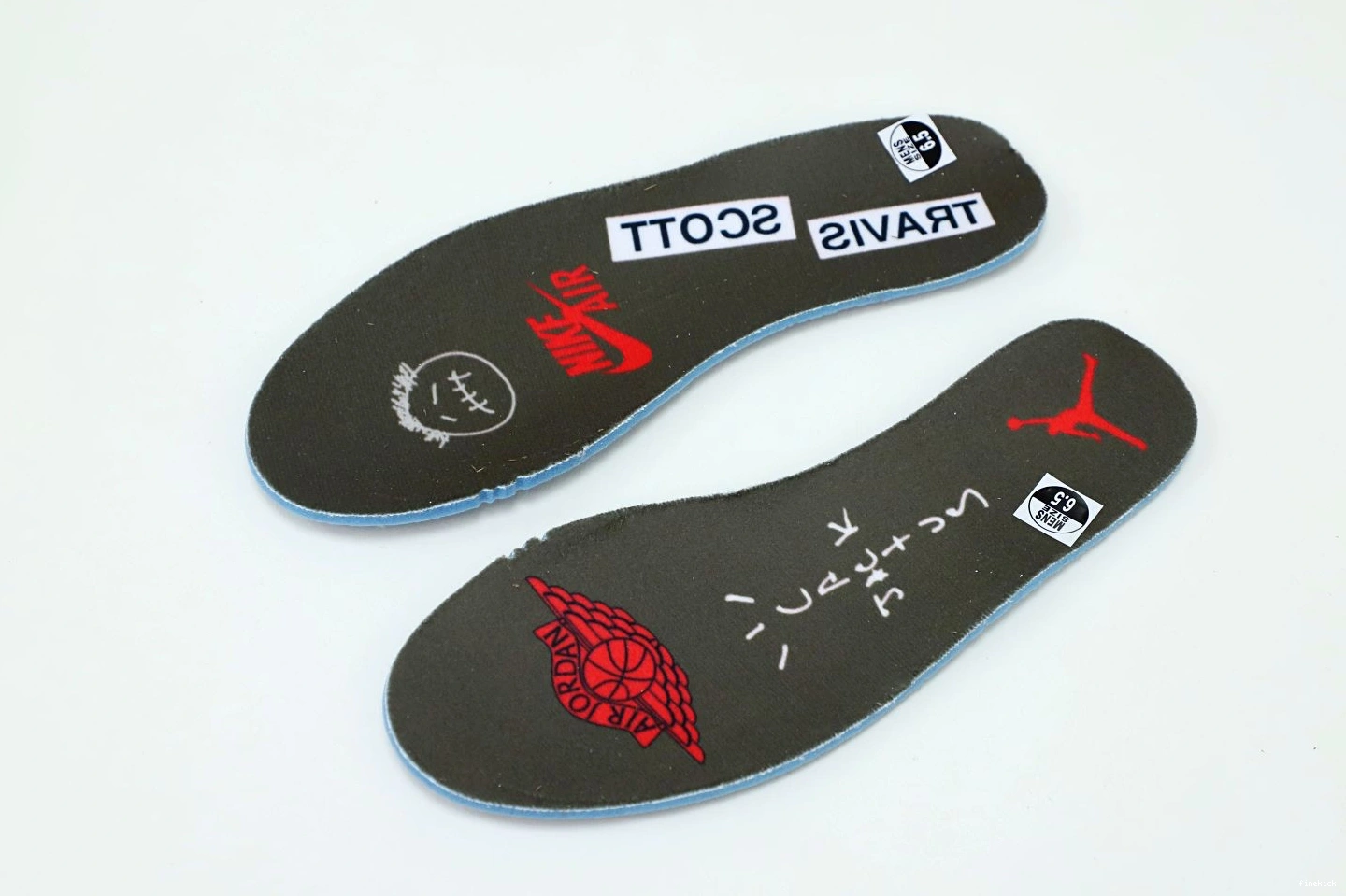 TRAVIS REVERSE LOW OG AIR MOCHA X SCOTT 1 JORDAN 0228